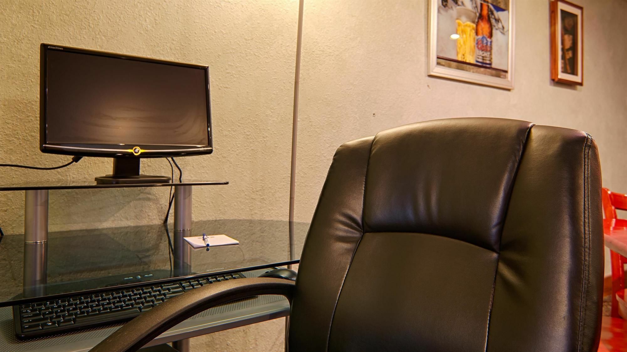 Best Western Kendallville Inn Esterno foto