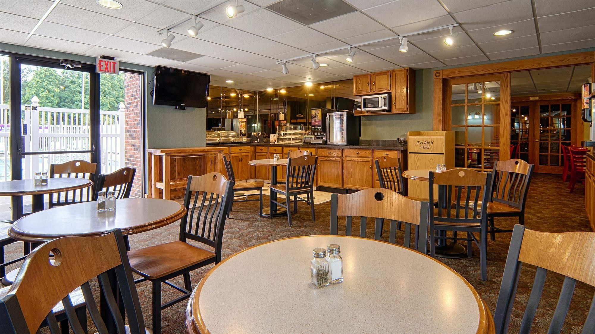 Best Western Kendallville Inn Esterno foto